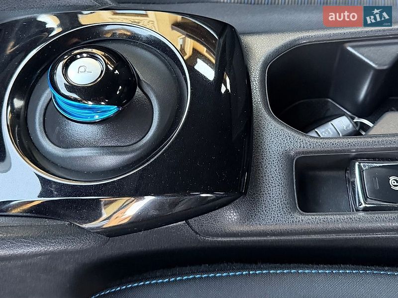 Хэтчбек Nissan Leaf 2019 в Львове