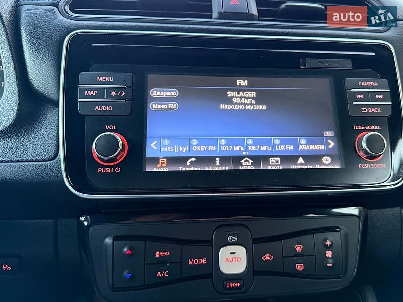 Хэтчбек Nissan Leaf 2019 в Львове