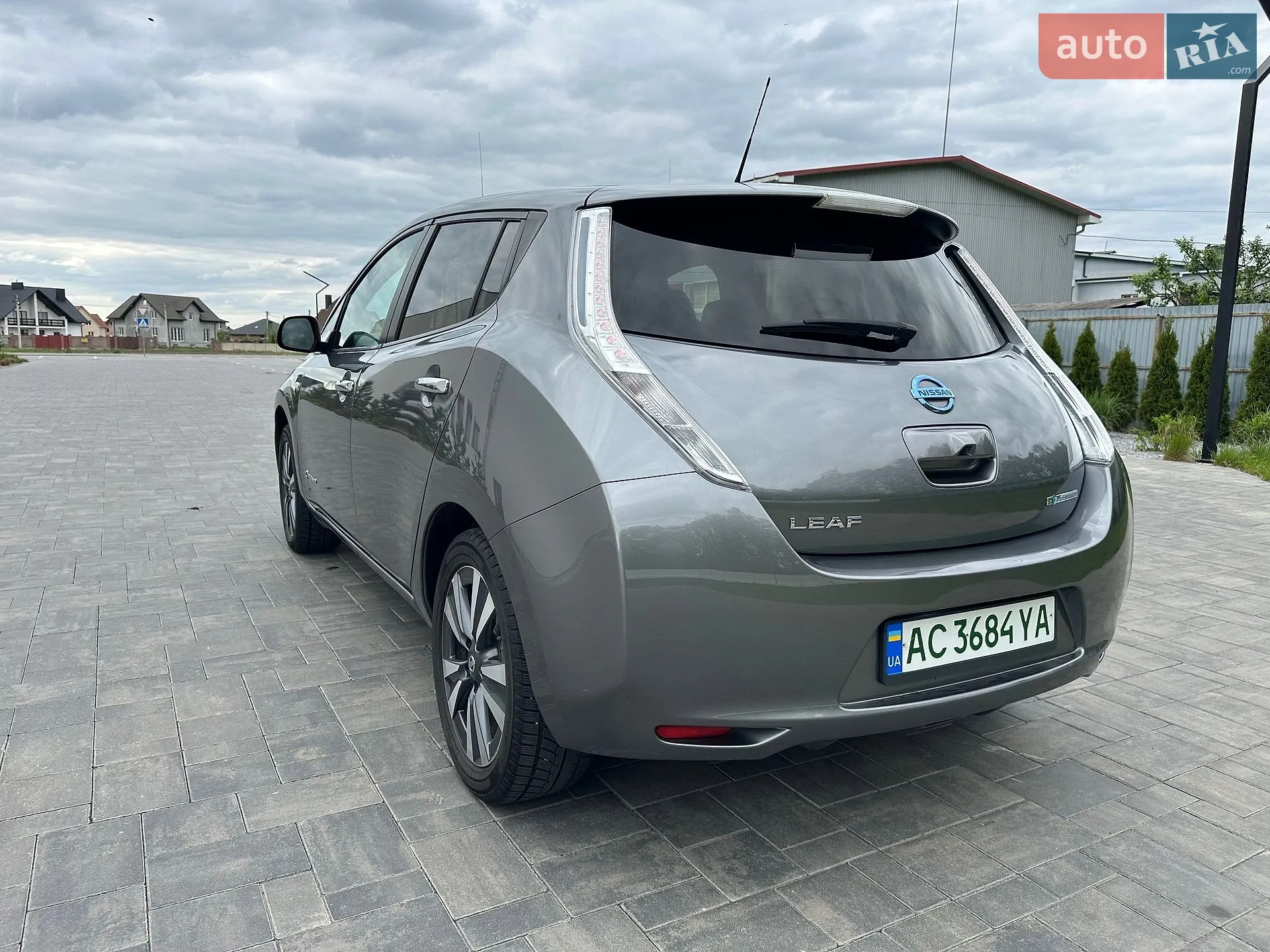 2017 Nissan Leaf - мініатюра 5