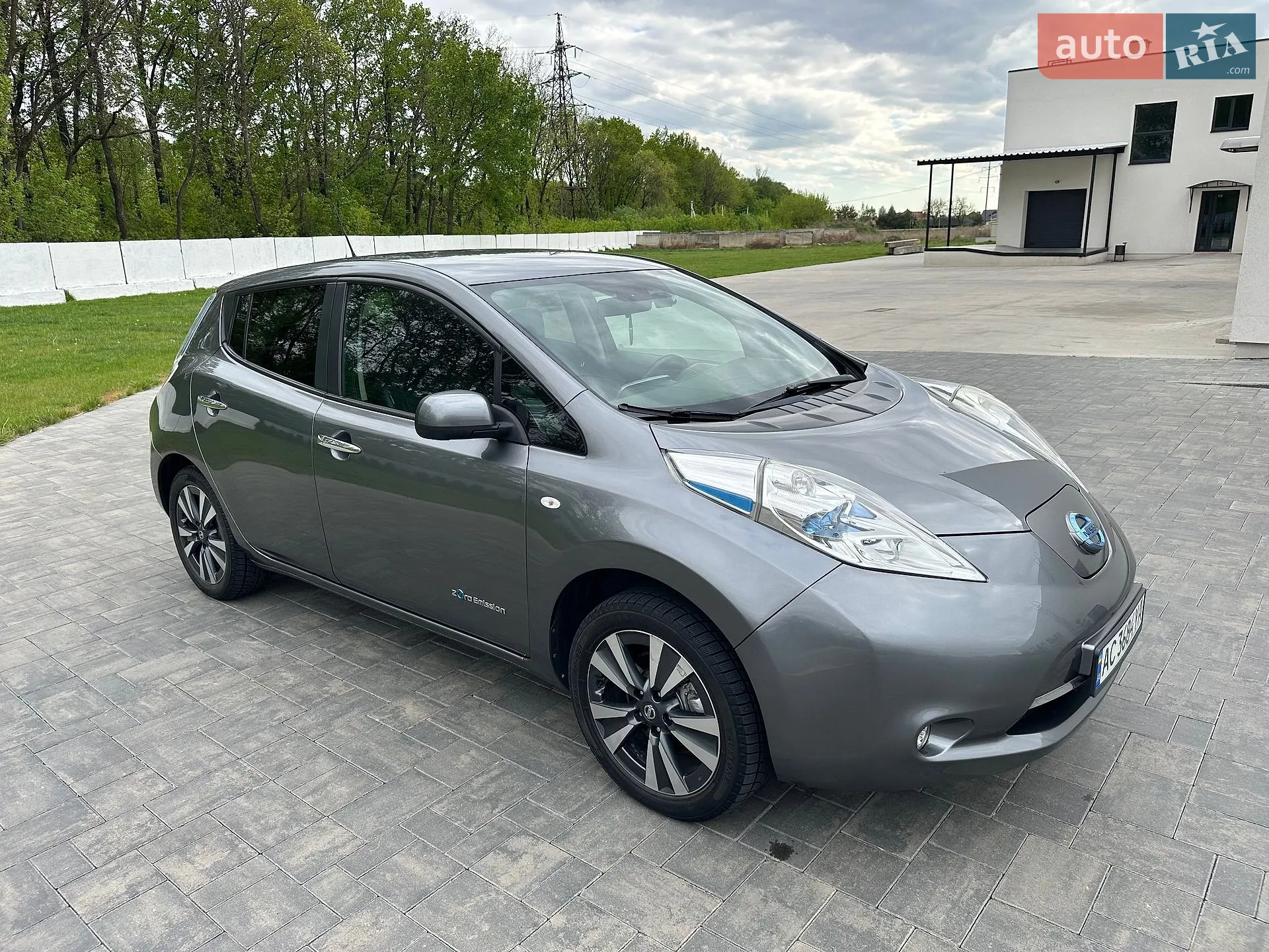 2017 Nissan Leaf - мініатюра 8