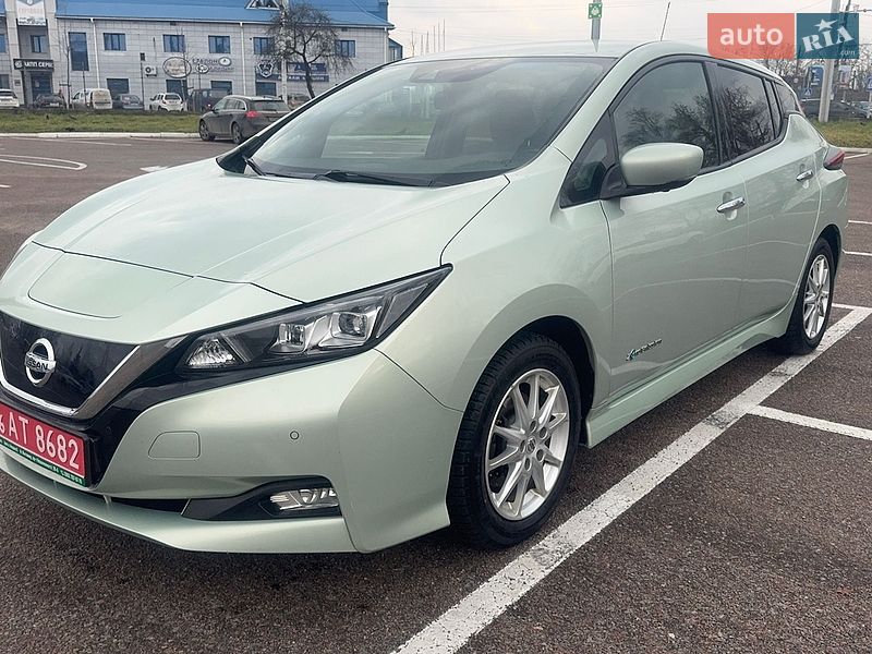 Хетчбек Nissan Leaf 2018 в Житомирі