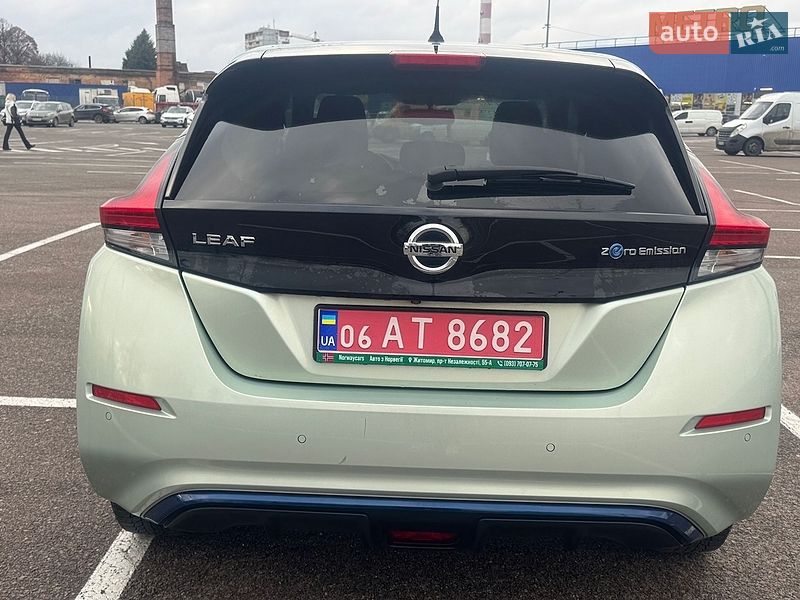 Хетчбек Nissan Leaf 2018 в Житомирі