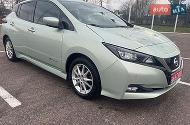 Хетчбек Nissan Leaf 2018 в Житомирі