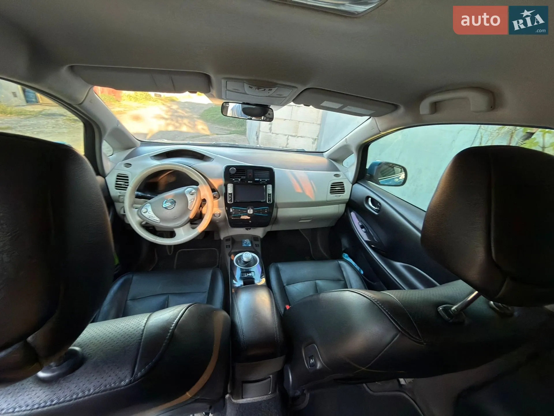 2012 Nissan Leaf - мініатюра 15