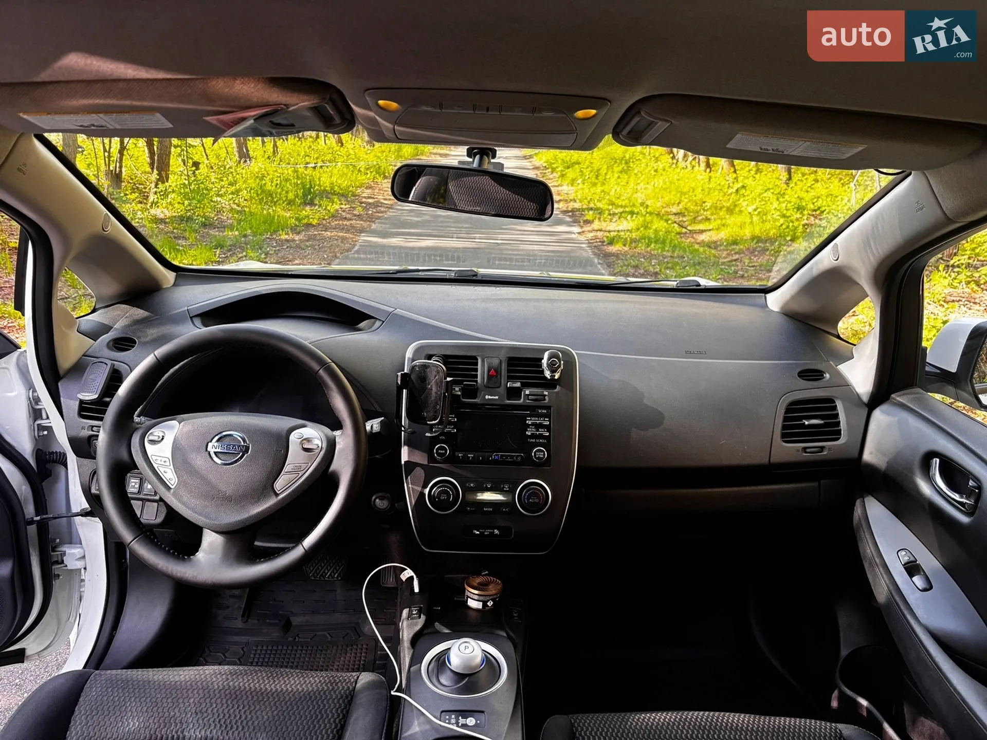 2014 Nissan Leaf - мініатюра 12
