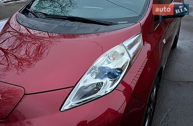Хетчбек Nissan Leaf 2014 в Одесі