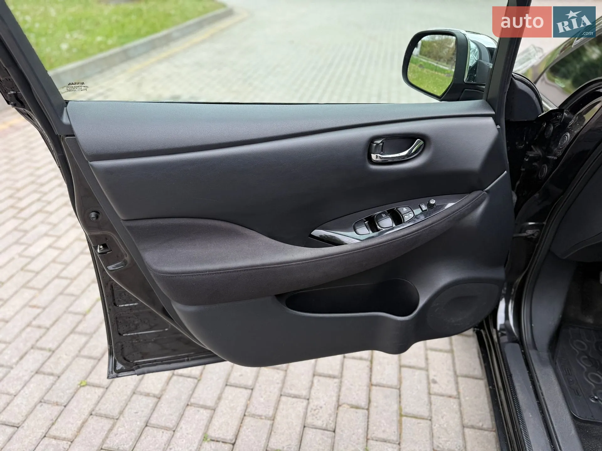 2013 Nissan Leaf - мініатюра 18