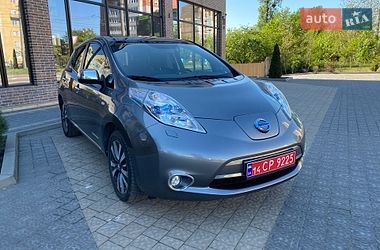 Хетчбек Nissan Leaf 2016 в Івано-Франківську