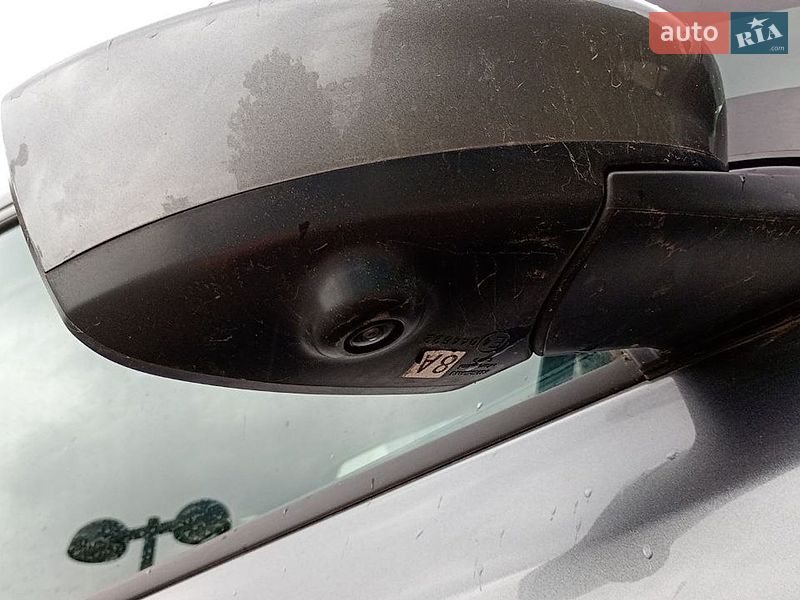 Хетчбек Nissan Leaf 2023 в Дніпрі