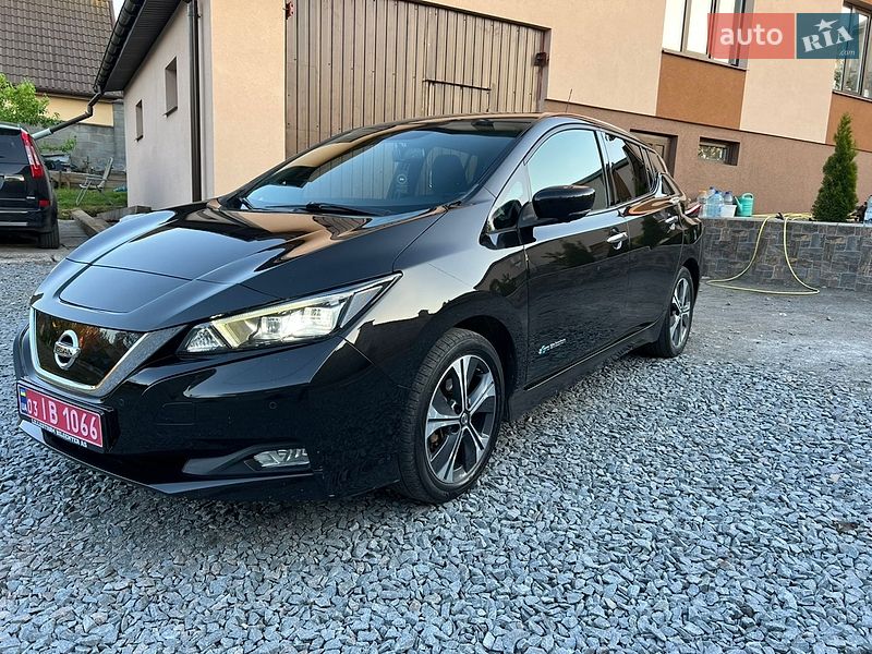 Хетчбек Nissan Leaf 2018 в Рівному
