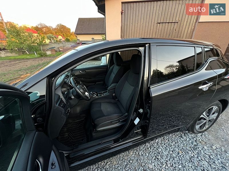 Хетчбек Nissan Leaf 2018 в Рівному