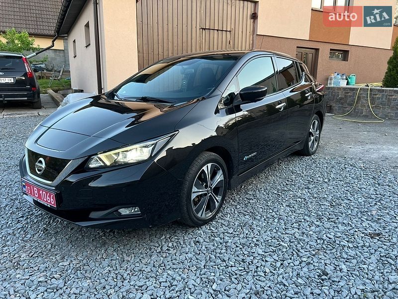 Хетчбек Nissan Leaf 2018 в Рівному