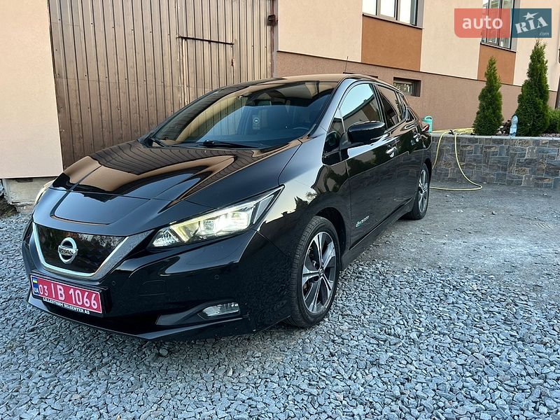 Хетчбек Nissan Leaf 2018 в Рівному