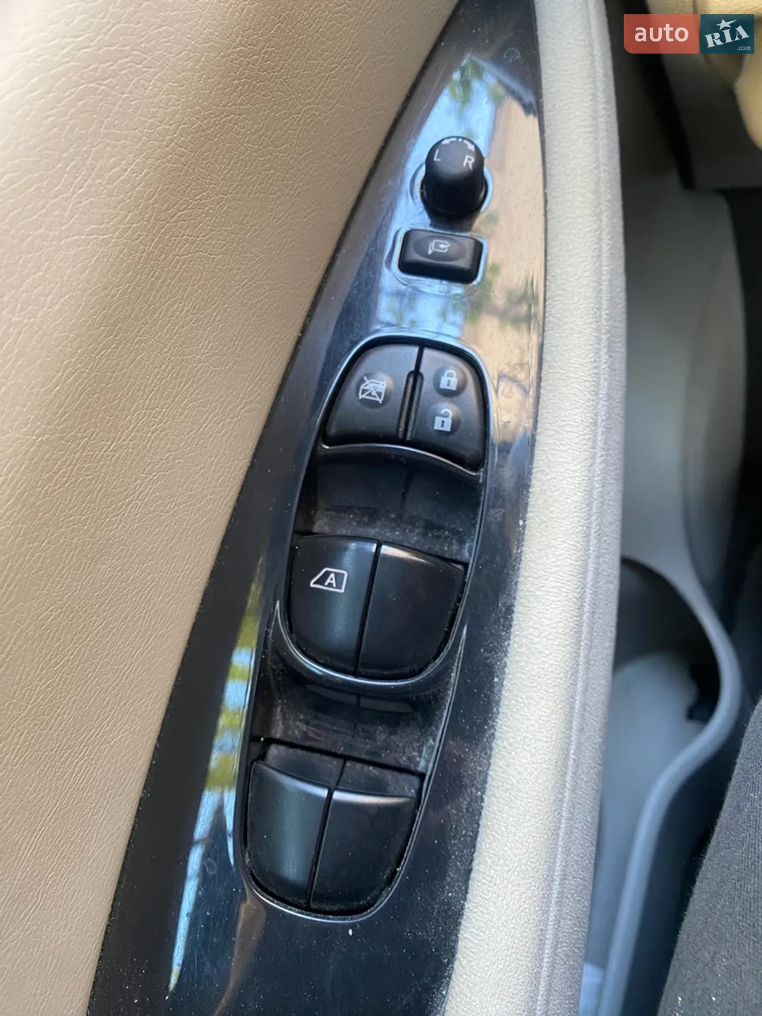 2012 Nissan Leaf - мініатюра 14