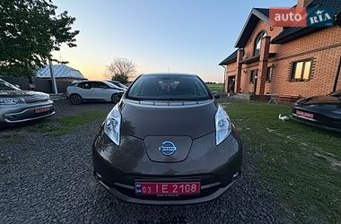 Хэтчбек Nissan Leaf 2016 в Луцке