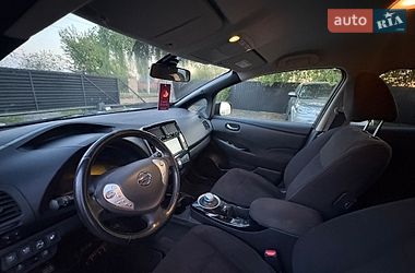 Хэтчбек Nissan Leaf 2016 в Луцке