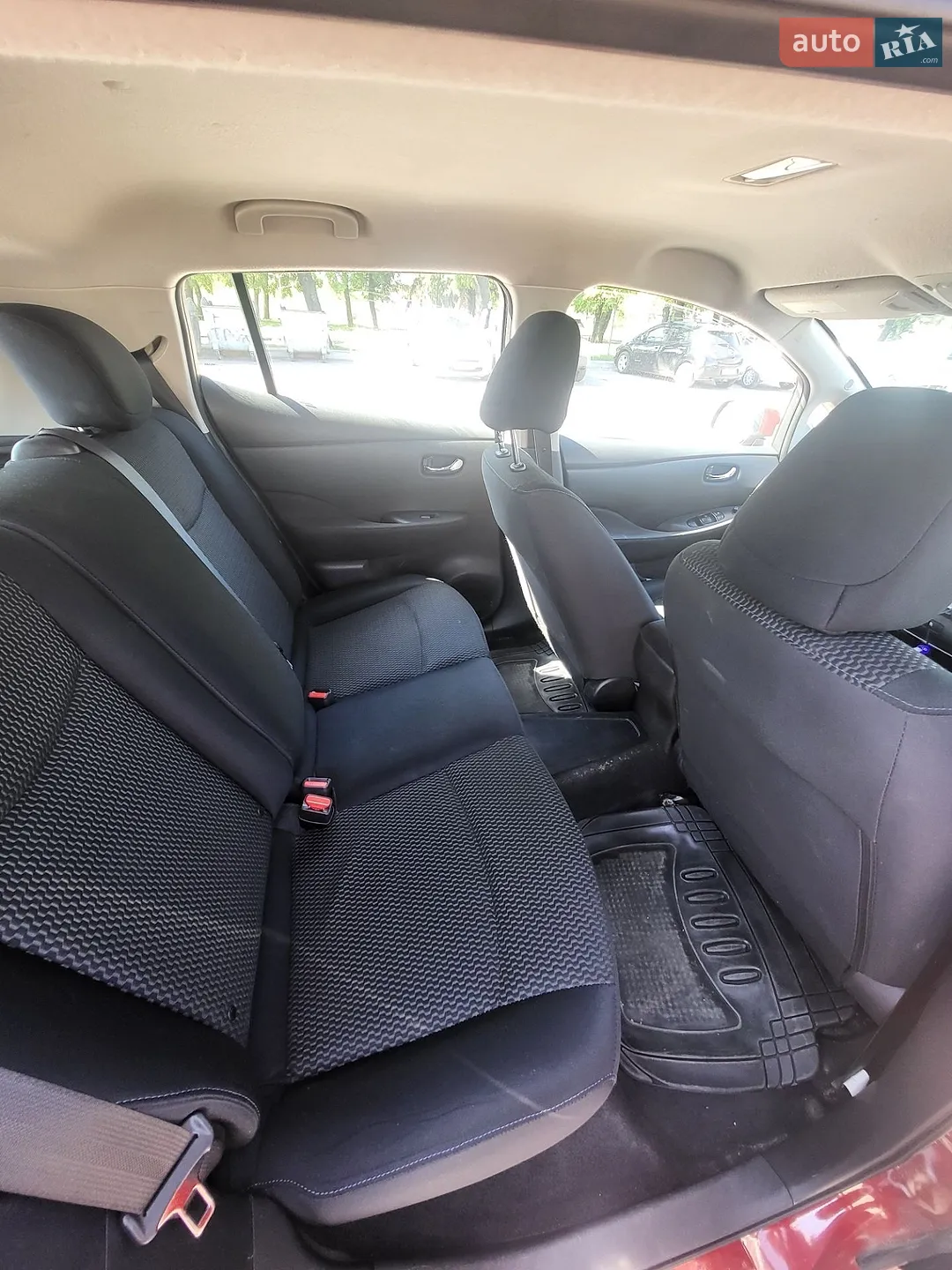 2014 Nissan Leaf - мініатюра 11