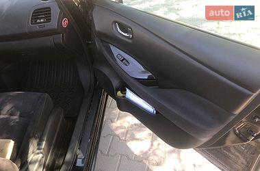 Хетчбек Nissan Leaf 2014 в Вінниці