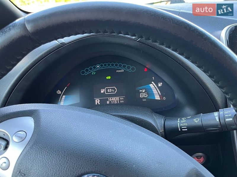 Хэтчбек Nissan Leaf 2016 в Луцке