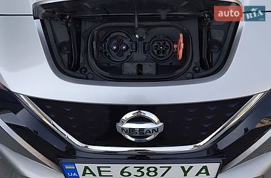 Хетчбек Nissan Leaf 2018 в Дніпрі