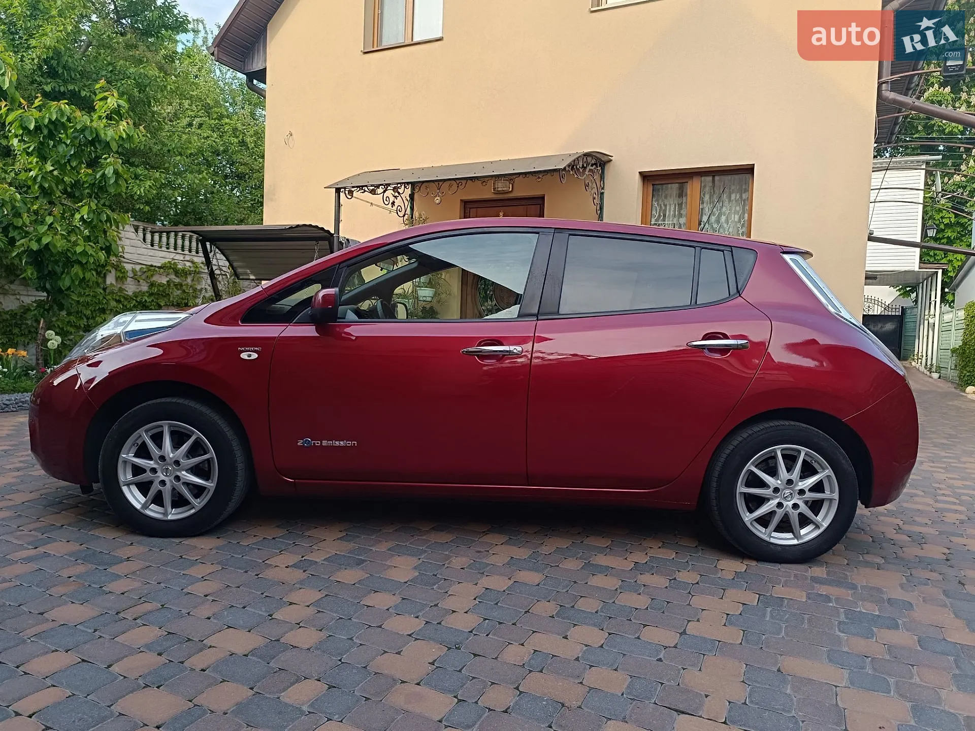 2017 Nissan Leaf - мініатюра 43
