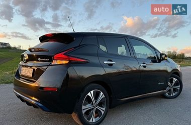 Хетчбек Nissan Leaf 2018 в Трускавці