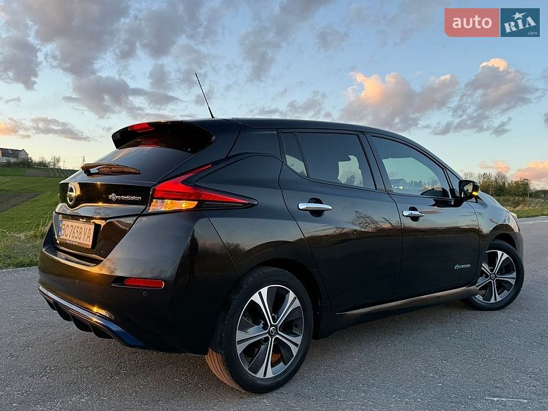 Хетчбек Nissan Leaf 2018 в Трускавці