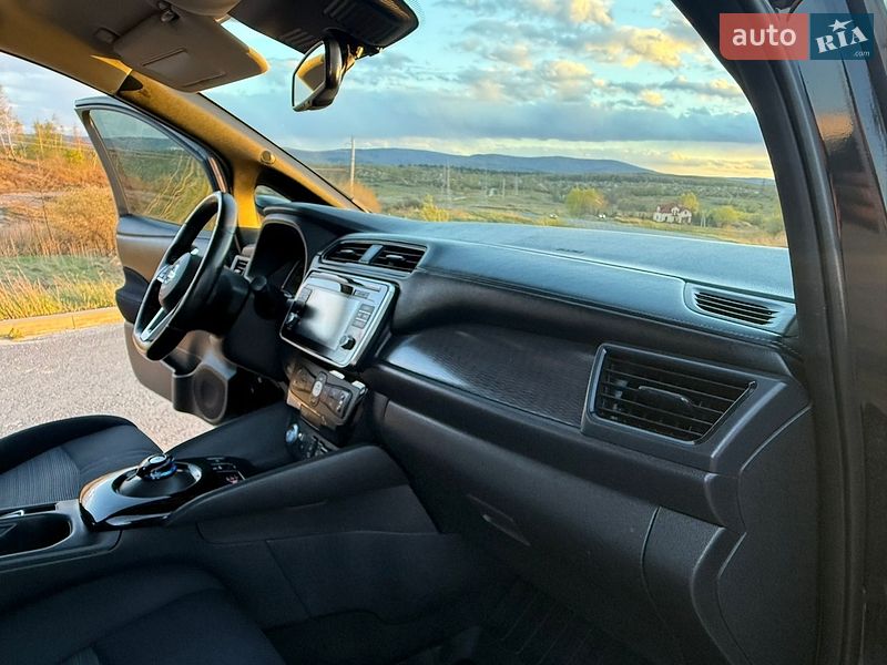 Хетчбек Nissan Leaf 2018 в Трускавці