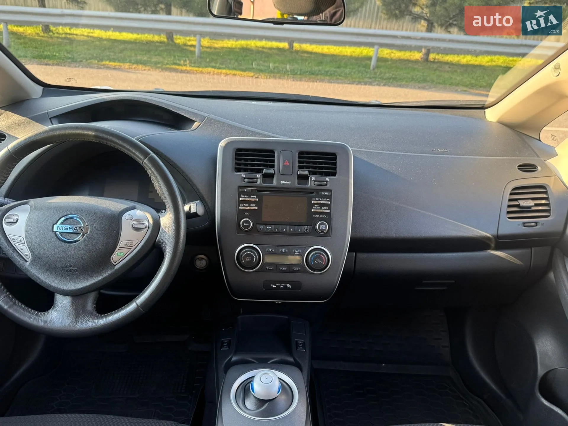 2014 Nissan Leaf - мініатюра 27
