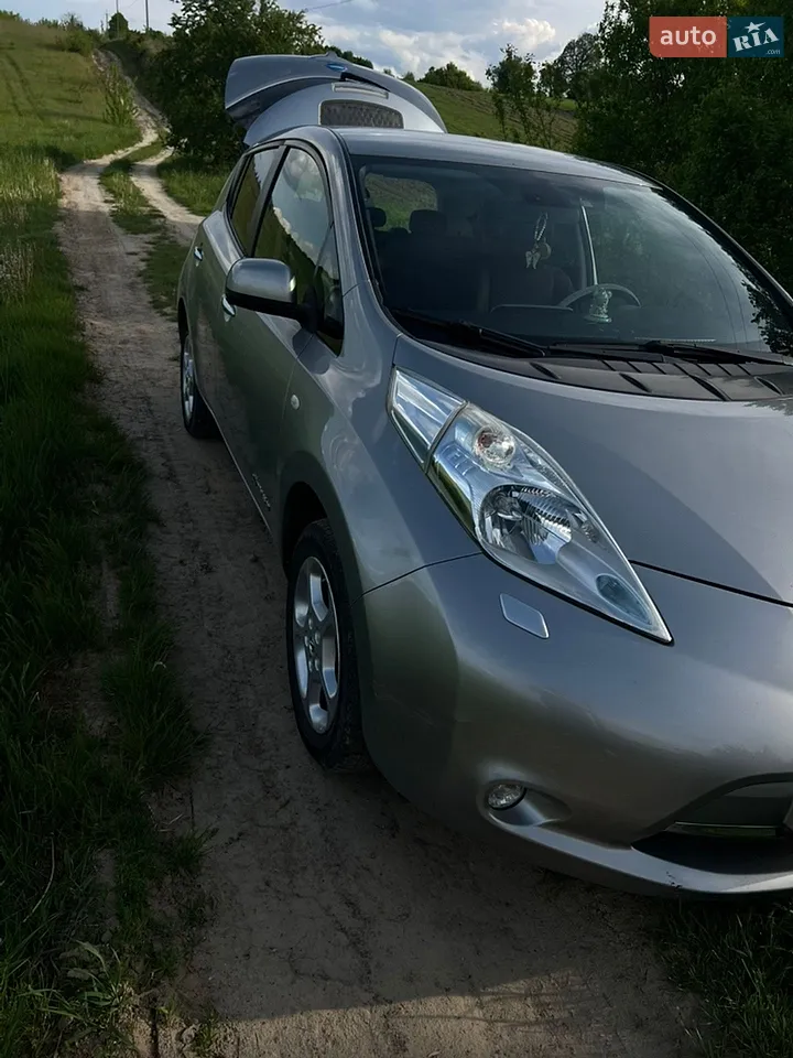 2013 Nissan Leaf - мініатюра 11