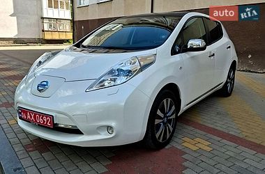 Хэтчбек Nissan Leaf 2014 в Звягеле