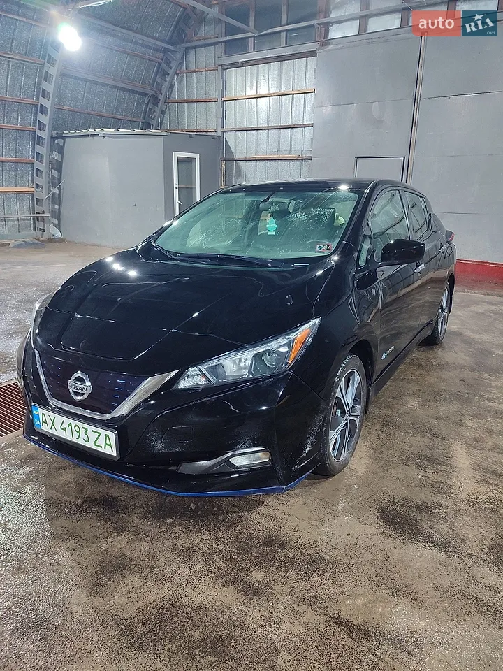 2020 Nissan Leaf - мініатюра 12