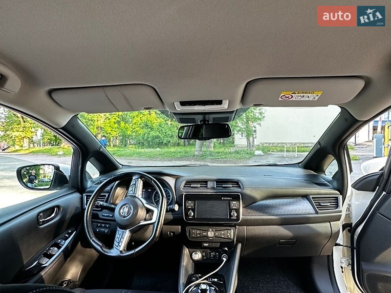 Хэтчбек Nissan Leaf 2019 в Виннице