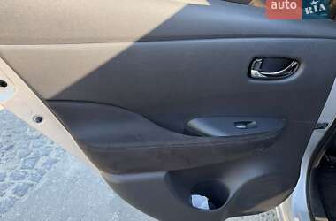 Хетчбек Nissan Leaf 2013 в Києві фото 15 Хетчбек Nissan Leaf 2013 в Києві