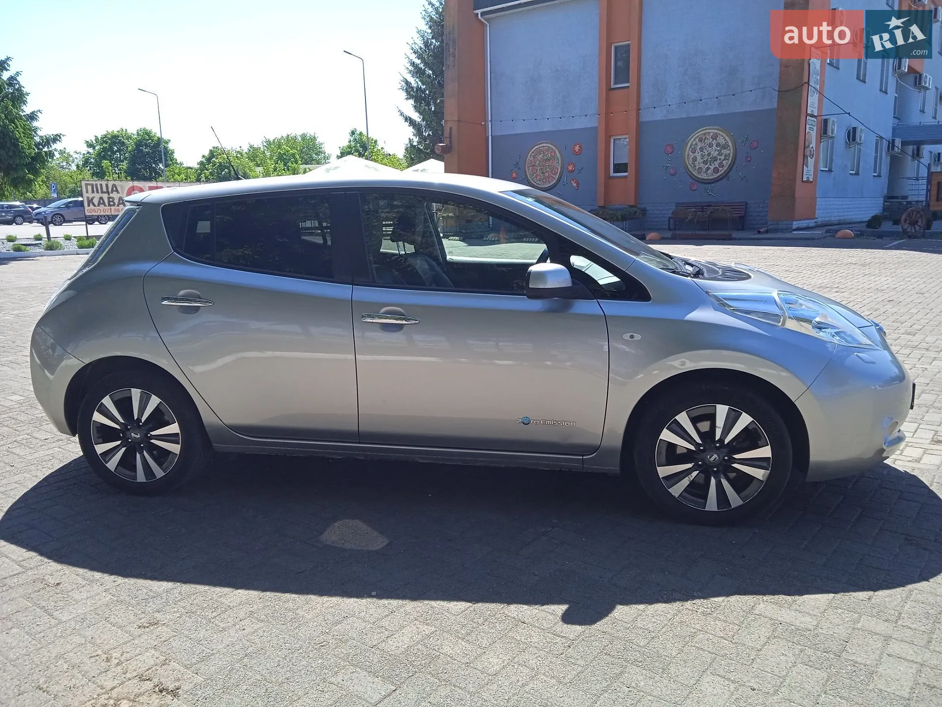 2015 Nissan Leaf - мініатюра 9