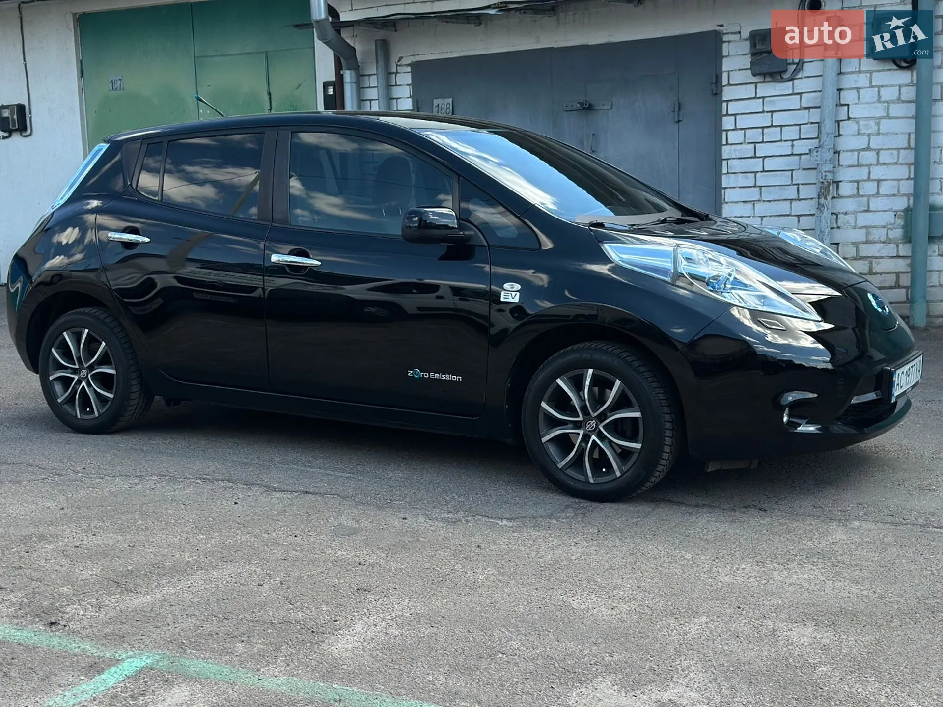 2012 Nissan Leaf - мініатюра 12