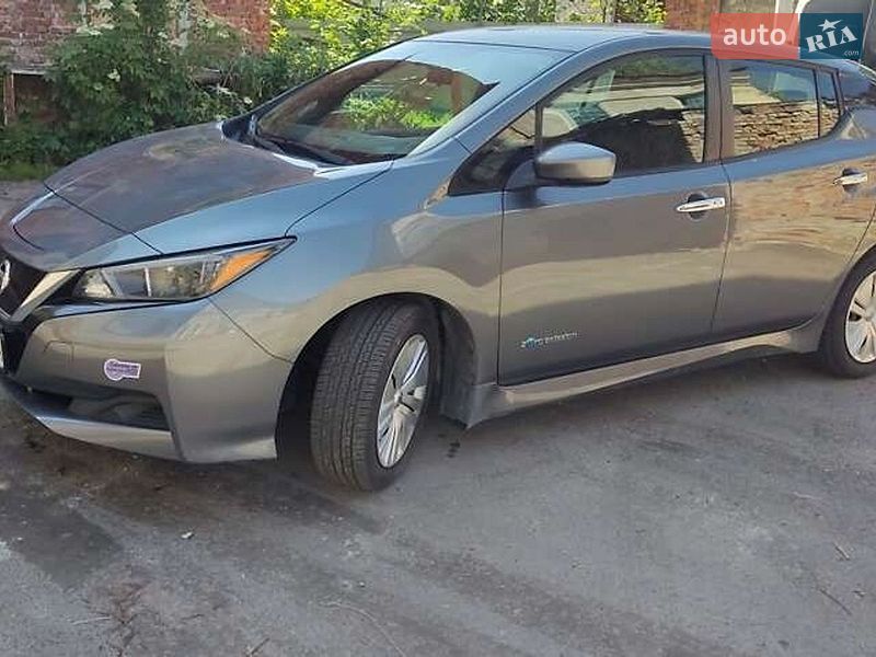 Хетчбек Nissan Leaf 2018 в Львові фото 10 Хетчбек Nissan Leaf 2018 в Львові