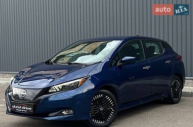 Хетчбек Nissan Leaf 2023 в Миколаєві