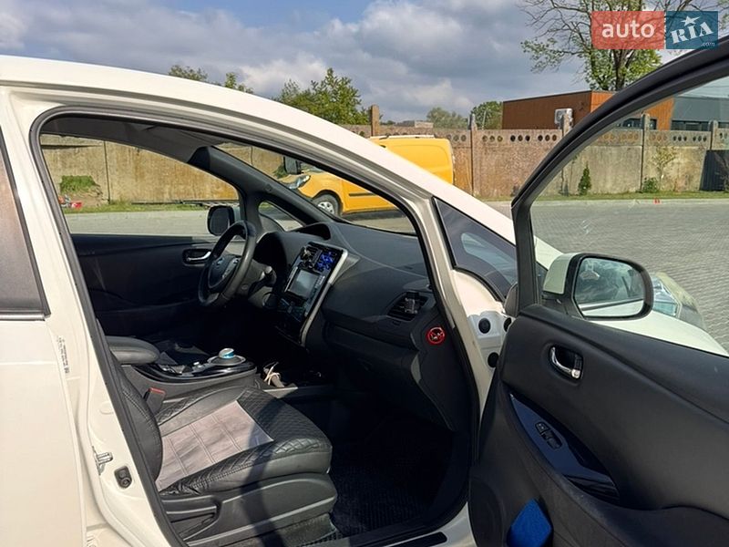 Хетчбек Nissan Leaf 2013 в Бориславі фото 9 Хетчбек Nissan Leaf 2013 в Бориславі