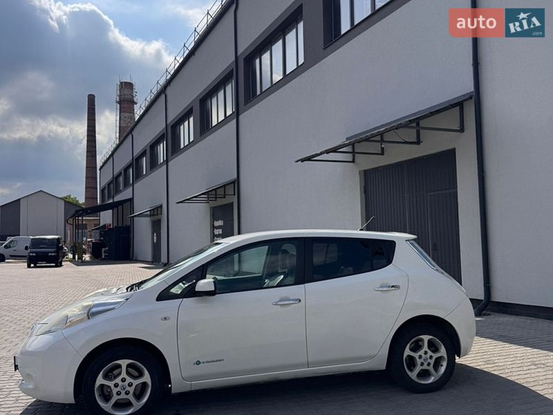 Хетчбек Nissan Leaf 2013 в Бориславі фото 15 Хетчбек Nissan Leaf 2013 в Бориславі