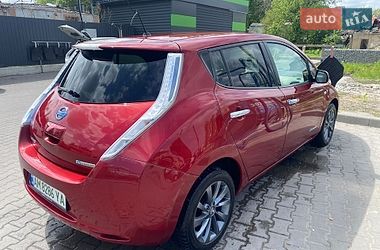 Хэтчбек Nissan Leaf 2015 в Житомире