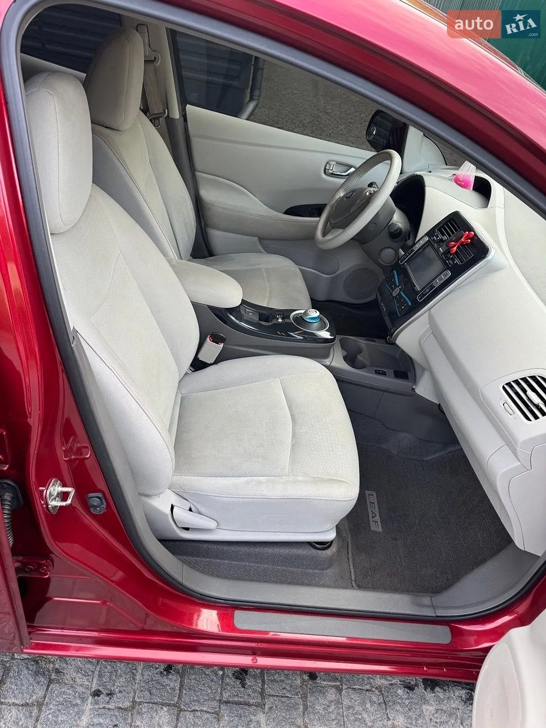 2012 Nissan Leaf - мініатюра 20