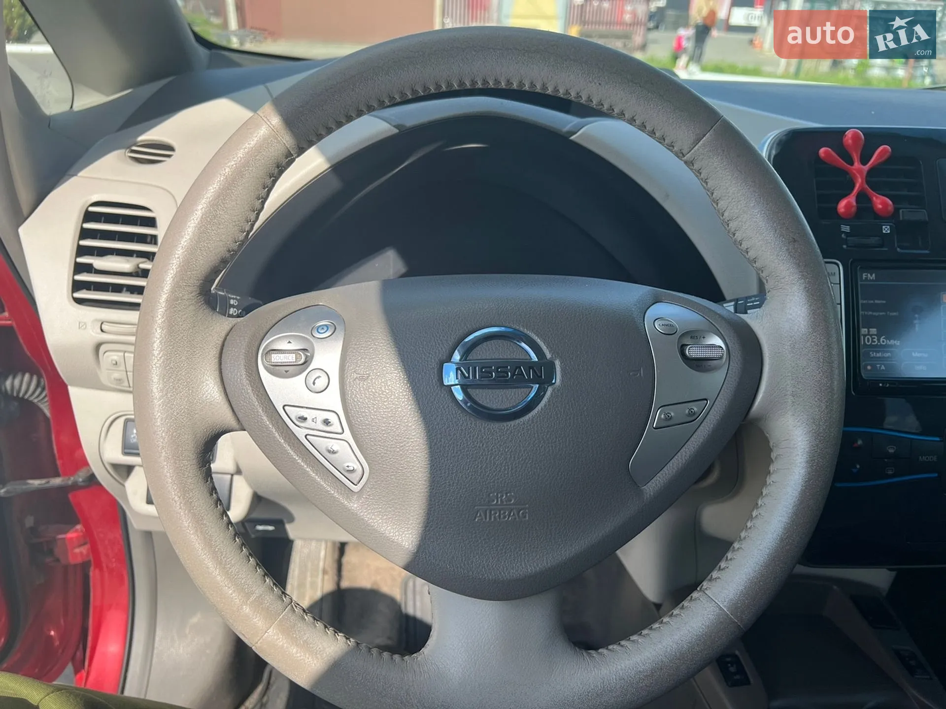 2012 Nissan Leaf - мініатюра 12