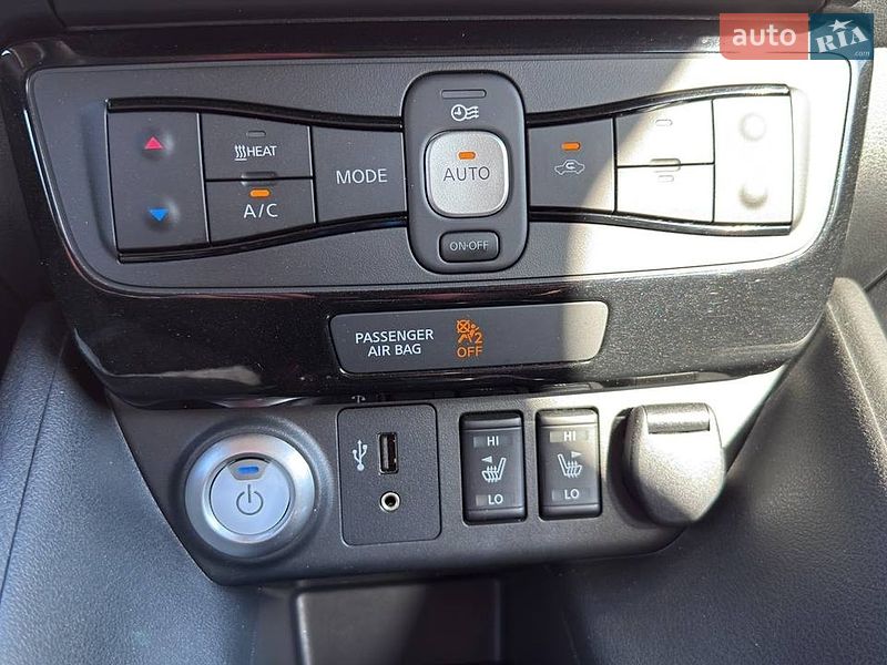 Хэтчбек Nissan Leaf 2018 в Виннице