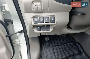 Хетчбек Nissan Leaf 2015 в Житомирі