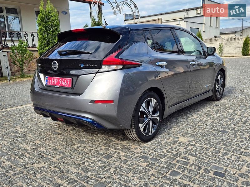 Хэтчбек Nissan Leaf 2018 в Золочеве фото 7 Хэтчбек Nissan Leaf 2018 в Золочеве