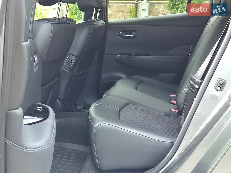 Хэтчбек Nissan Leaf 2018 в Золочеве фото 16 Хэтчбек Nissan Leaf 2018 в Золочеве