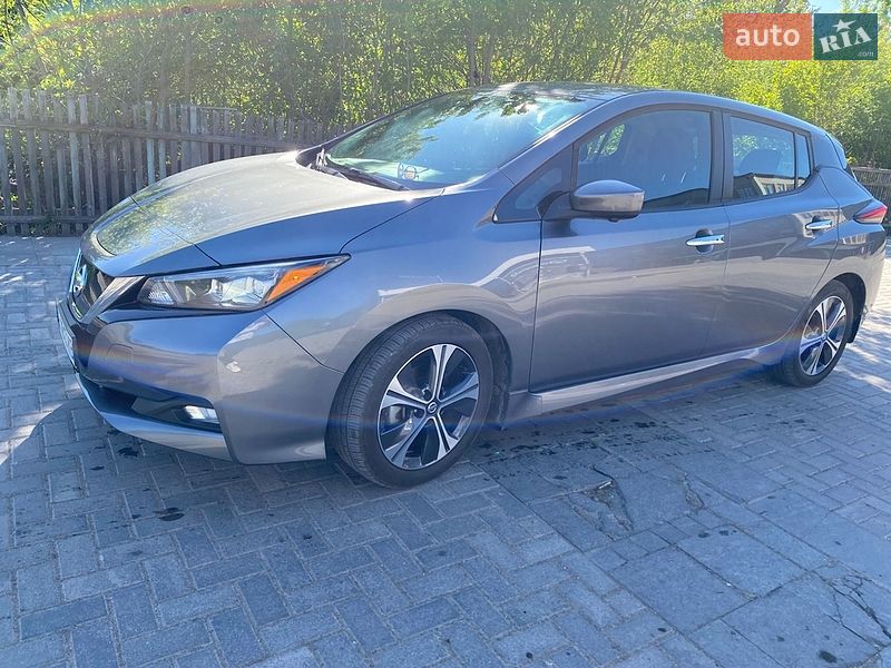 Хетчбек Nissan Leaf 2021 в Вінниці