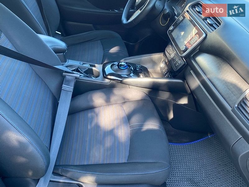 Хетчбек Nissan Leaf 2021 в Вінниці