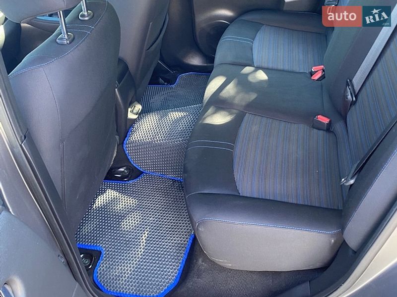 Хетчбек Nissan Leaf 2021 в Вінниці